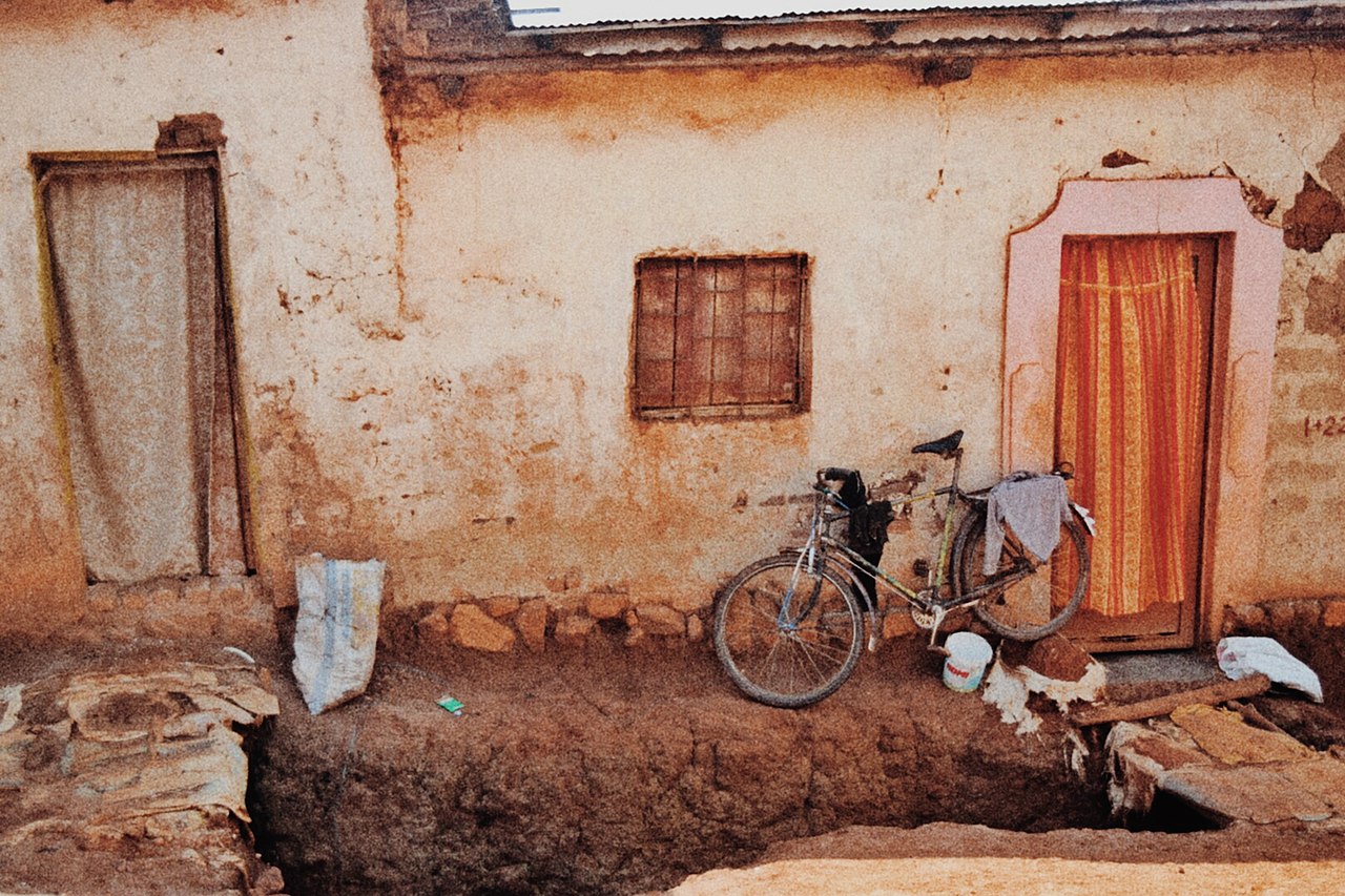 Longtail vélo cargo urbain avec enfants